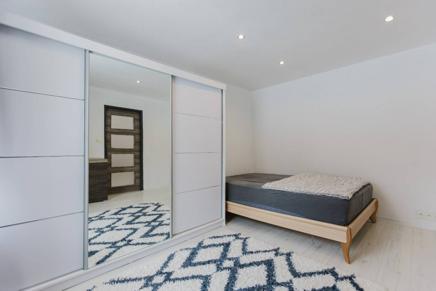 3 izbový byt na PREDAJ, Komenského ul. - 5